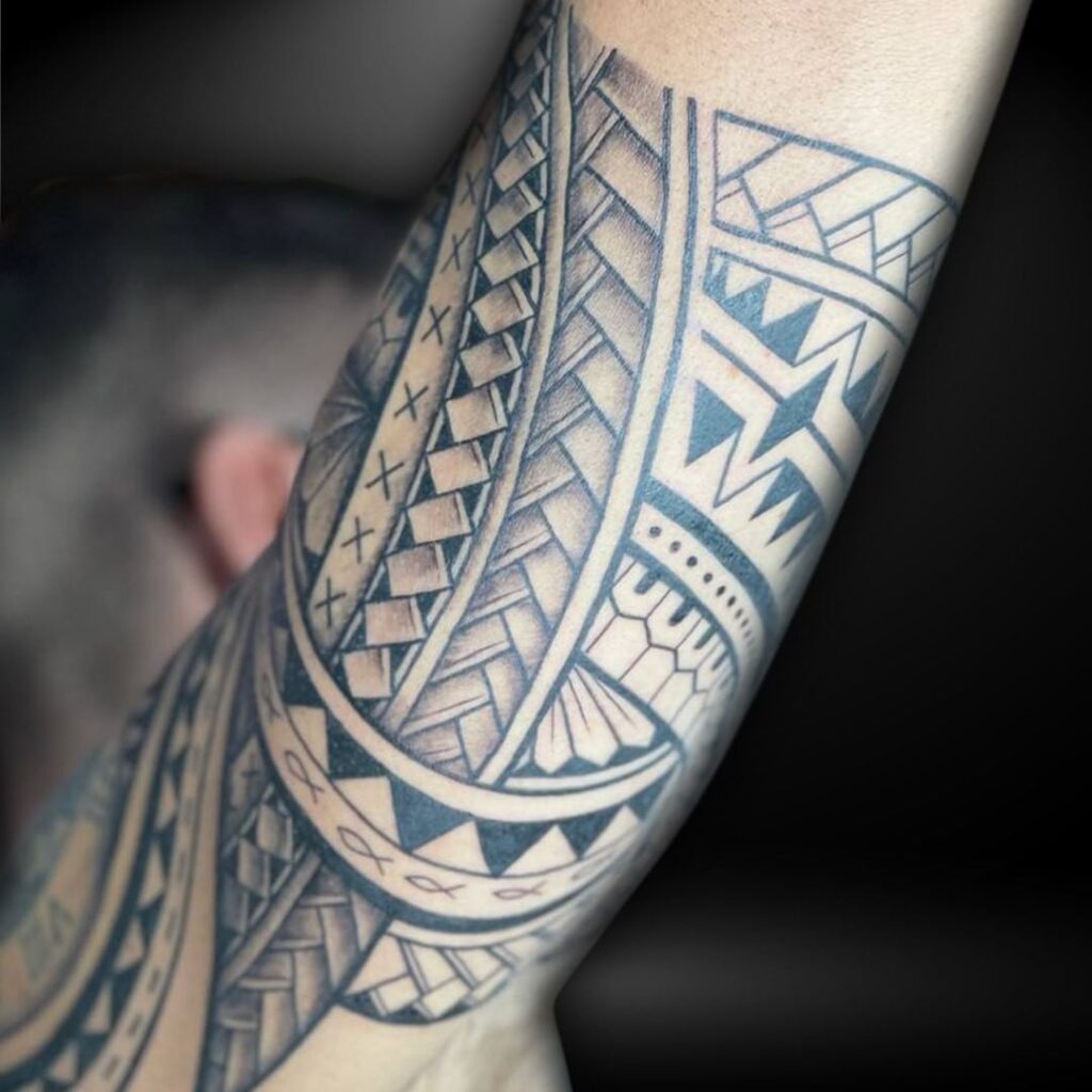 Blackwork by Best Tattoo Artist in Bali