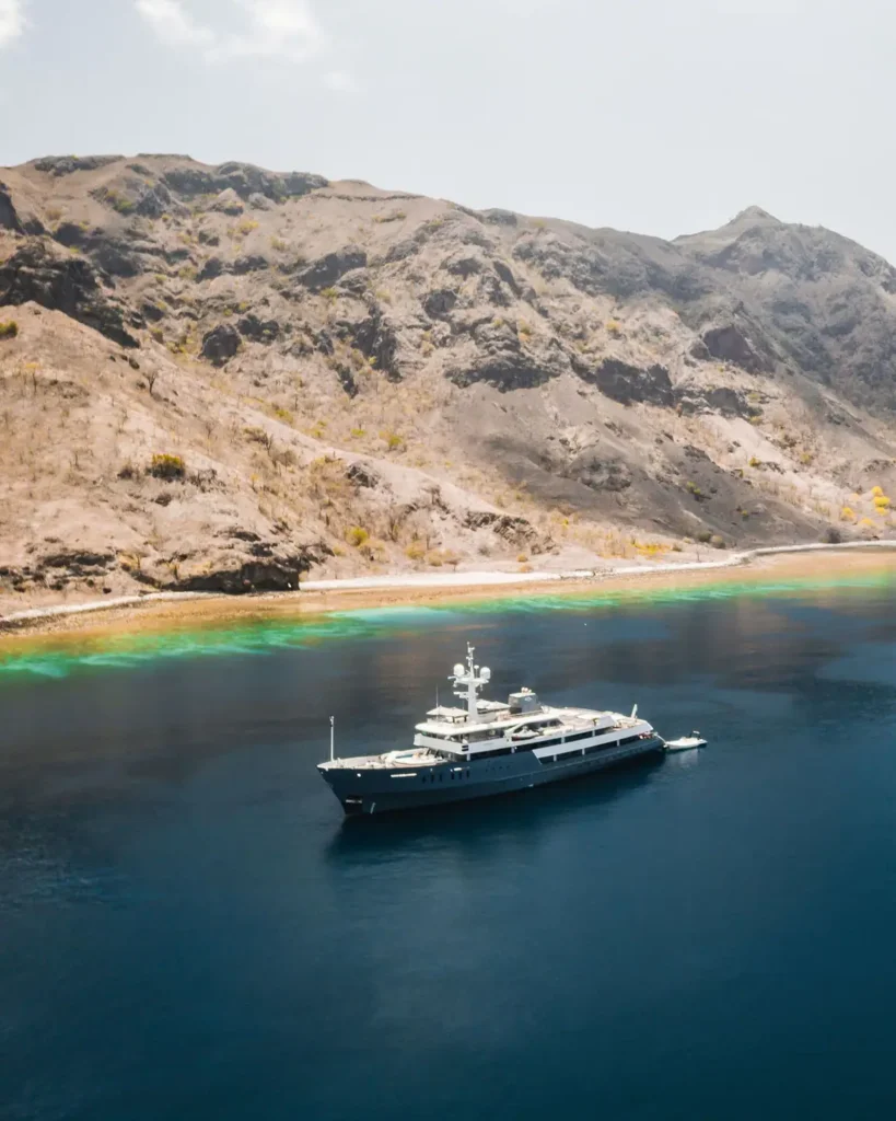 Aqua Blue yacht